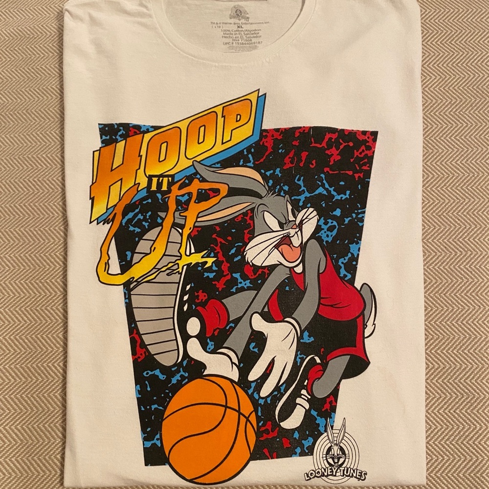 🔥🏀 Looney Tunes Hoop It Up Bugs T Shirt